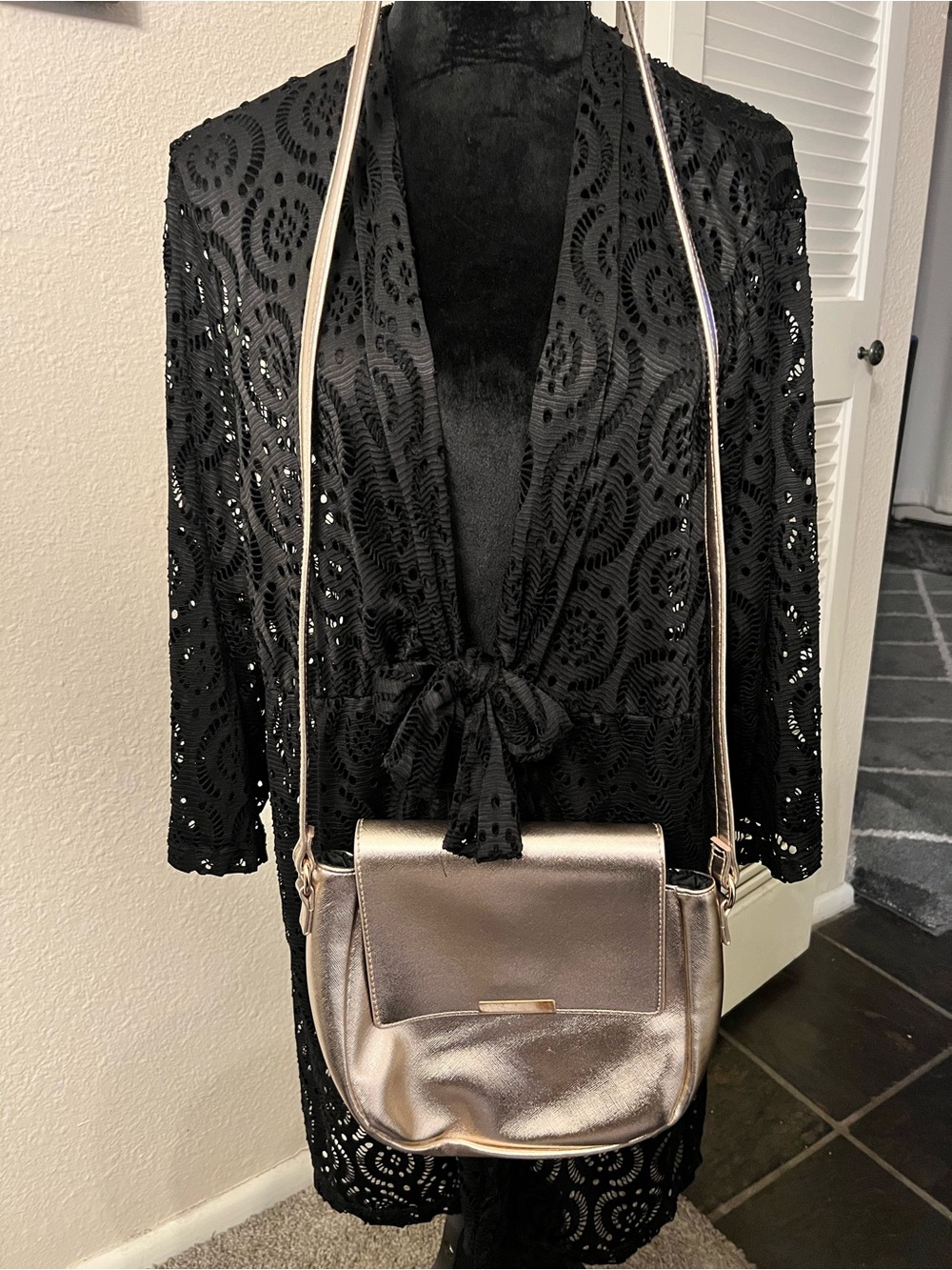 Metallic Gold Crossbody Shoulder Bag - Elegant Evening Carry